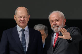 Lula recebe o chanceler da Alemanha, Olaf Scholz, no Palácio do Planalto