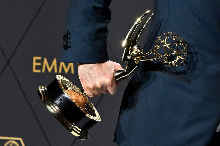 'Hacks' surpreende e leva o Emmy de série de comédia; veja a lista de vencedores