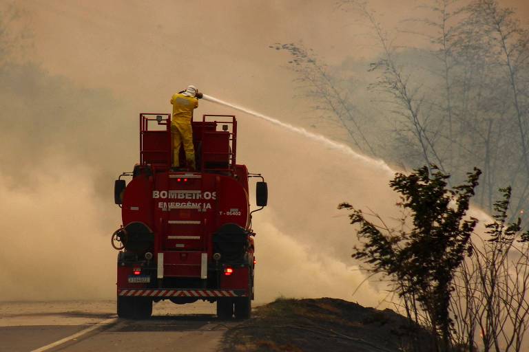 Governos estaduais e federal pecam na prevenção de incêndios