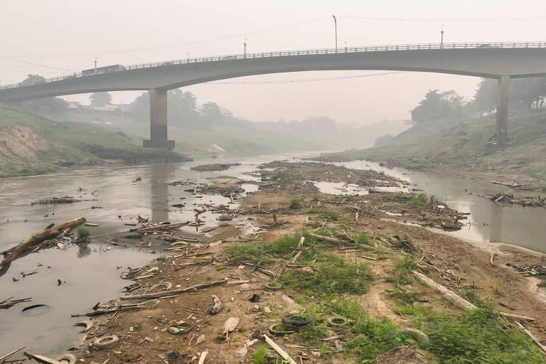 Rio Acre volta a baixar e atinge menor nível da história em Rio Branco