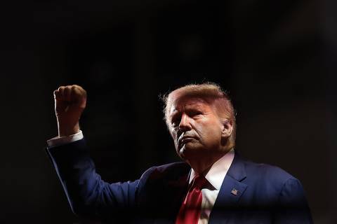 INDIANA, PENNSYLVANIA - SEPTEMBER 23: Republican presidential nominee, former U.S. President Donald Trump, pumps his fist as he finishes speaking at a campaign rally at the Ed Fry Arena September 23, 2024 in Indiana, Pennsylvania. Trump is campaigning throughout western Pennsylvania today.   Win McNamee/Getty Images/AFP (Photo by WIN MCNAMEE / GETTY IMAGES NORTH AMERICA / Getty Images via AFP)