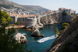 (3)CROACIA-DUBROVNIK-INDUSTRIA-TURISMO