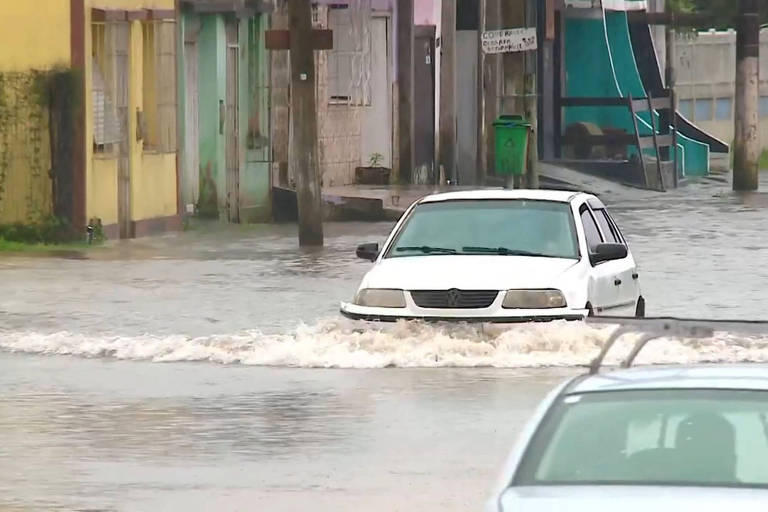 Chuvas deixam barragens de Pelotas em emergência; 859 pessoas estão fora de casa no RS