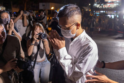 Patrick Lam, former acting chief editor of the Stand News, leaves the District Court after a landmark sedition trial against two former editors of now-shuttered online media Stand News, in Hong Kong, China, September 26, 2024. REUTERS/Tyrone Siu ORG XMIT: PPPTS07