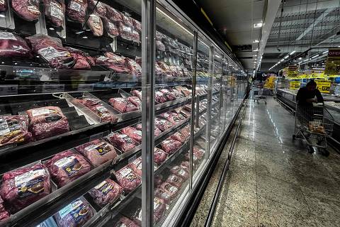 CEO do Carrefour mirou ganhos na França e acabou envolvido em boicote no Brasil