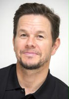 Mark Wahlberg / Sierżant sztabowy Sean Dignam