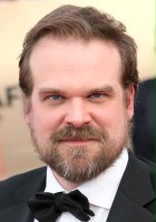 David Harbour / Randall Malone