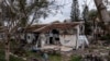 资料照片：2024年1月11日，在加沙边境的以色列公共农场基布兹贝埃里看到的一座饱受战争创伤的房屋。（美联社照片）
