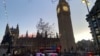 伦敦英国议会主建筑和波特卡利斯大楼 (美国之音/李伯安)