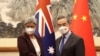 澳大利亚外长黄英贤2022年12月21日在北京会见中国外长王毅。（路透社转发）