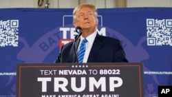 资料照片：美国前总统特朗普在拉斯维加斯出席竞选活动。(2024年1月27日）