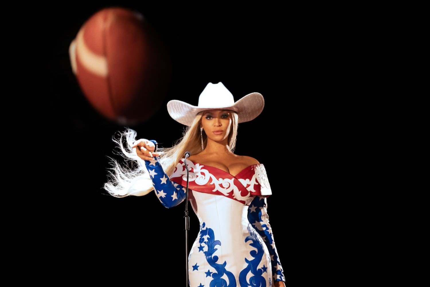 Beyonce Netflix Football 1