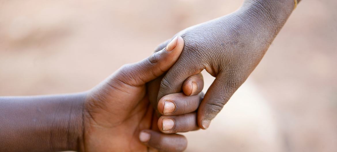 A violência em curso no Haiti continua a ameaçar o bem-estar de crianças e mulheres.