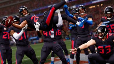 Captura de pantalla de Madden NFL 25 que muestra a varios jugadores celebrando y alzando a uno de sus compañeros