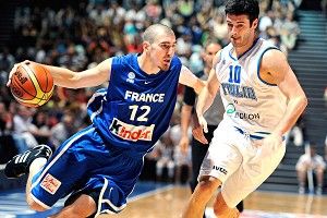 Nando De Colo