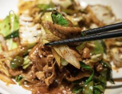 味の素が教える節約に効くレシピ！　鶏むね肉で作る回鍋肉がおいしそう