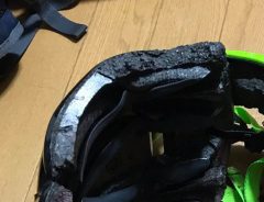 自転車で事故に遭った男性　被っていたヘルメットを見てゾッとした…