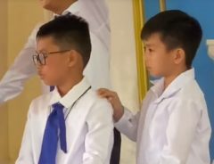 ペアが作れない！　２人でハートを作るダンスで１人になってしまった男の子は…