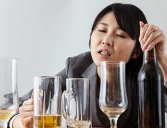 二日酔いが許されるのは２０代前半まで!? 大人はコレで二日酔いを防ごう！