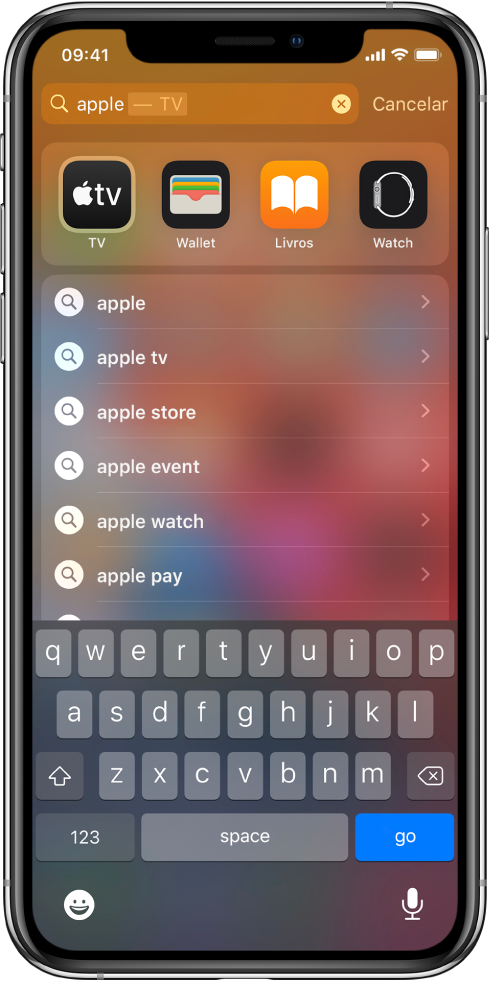 Tela mostrando uma busca no iPhone. Na parte superior encontra-se o campo de busca com o texto “apple” e, abaixo, os resultados da busca do texto desejado.