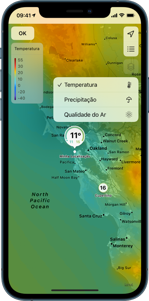 Um mapa de temperatura da área ao redor preenche a tela. No canto superior direito, de cima para baixo, estão os botões Localização Atual, Localizações Favoritas e Sobrepor Menu. O botão Sobrepor está selecionado e mostra opções para alterar a exibição da tela e mostrar temperatura, precipitação ou qualidade do ar. No canto superior esquerdo está o botão OK.