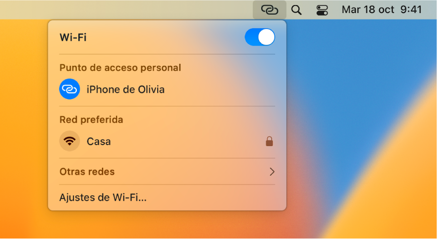 Pantalla de un Mac con el menú de la conexión Wi-Fi en el que se muestra la función “Compartir internet” conectada a un iPhone.