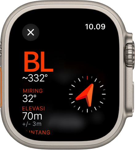 App Kompas menampilkan layar Info. Bearing muncul di kiri tengah dengan bearing kompas (barat laut) dan derajat (derajat 332). Kemiringan dan elevasi saat ini ditampilkan di bawah. Indikator kompas berada di sebelah kanan. Tombol tutup berada di kiri atas.