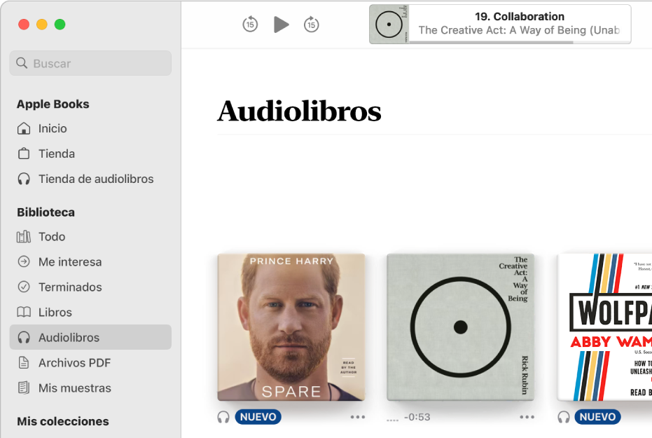 El reproductor de audiolibros. En la parte superior se encuentran los controles del reproductor, una miniatura de la portada del audiolibro y el título y autor del audiolibro. En la parte inferior está la colección Audiolibros en la biblioteca.