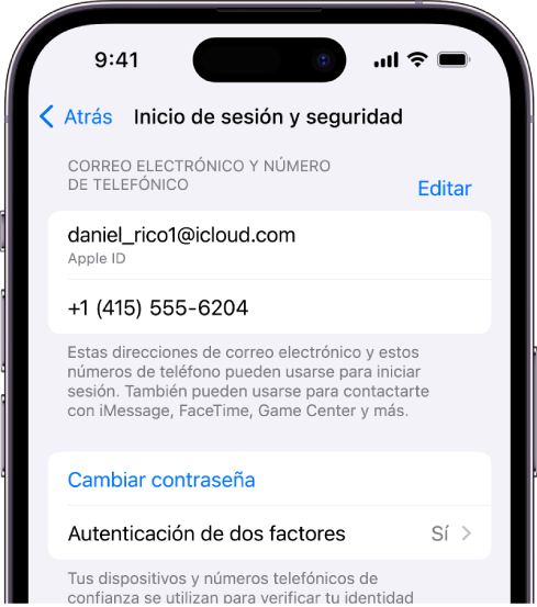 Pantalla de un iPhone mostrando que la autenticación de dos factores está activada.