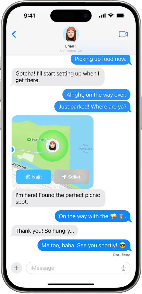 Konverzace v aplikaci Zprávy se zobrazením polohy účastníka na mapě