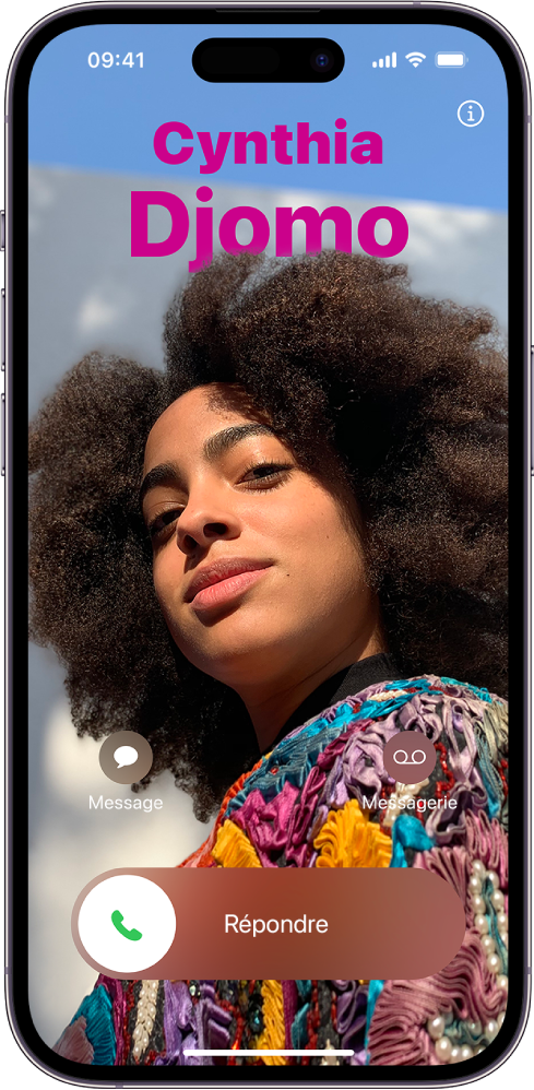 L’écran d’appel de l’iPhone avec une affiche de contact unique.