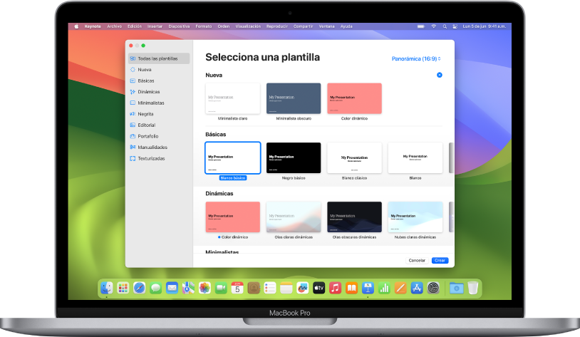 Una MacBook Pro mostrando la pantalla del selector de plantillas de Keynote. La categoría Todas las plantillas se selecciona a la izquierda y las plantillas prediseñadas aparecen en filas y organizadas por categoría a la derecha. El menú desplegable Idioma y región se encuentra en la esquina inferior izquierda, y el menú desplegable Estándar y Ancho se encuentra en la esquina superior derecha.