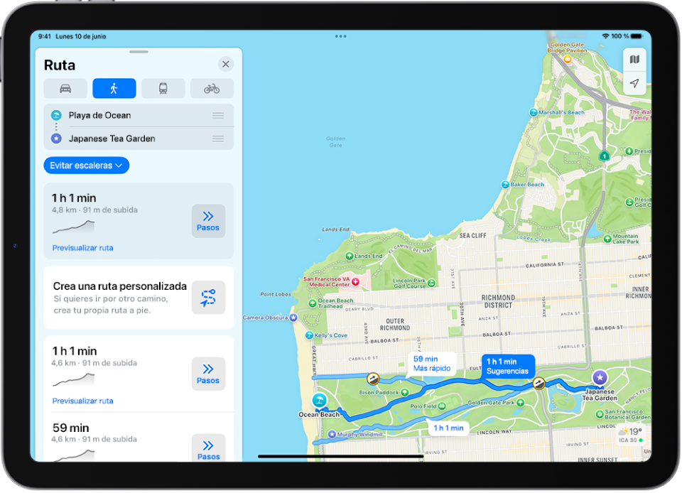 La app más muestra varias opciones de rutas para ir a pie.