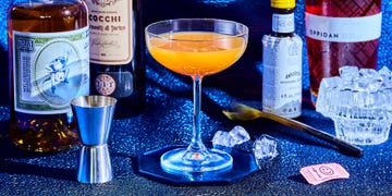 Alcoholic beverage, Drink, Classic cocktail, Distilled beverage, Liqueur, Corpse reviver, Cocktail, Alcohol, Wine cocktail, Wine glass, 