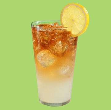 drink, highball glass, rum swizzle, non alcoholic beverage, lemon, lime and bitters, alcoholic beverage, highball, cocktail garnish, long island iced tea, arnold palmer,