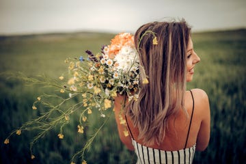 perfumes para el pelo que cuidan el cabello