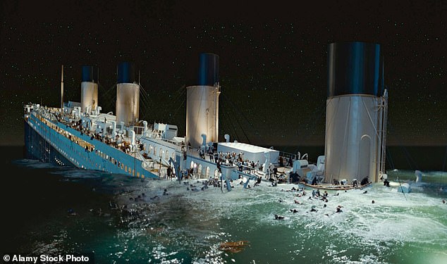 The final moments of the Titanic in the movie, which in real life caused more than 1,500 deaths