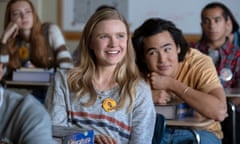 Hadley Robinson as Vivian, with Nico Hiraga as Seth, in Moxie.