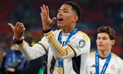 Jude Bellingham celebrates on the Wembley pitch after Real Madrid's victory.