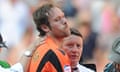 Sheffield United's goalkeeper Steve Simonsen with manager Danny Wilson