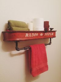 so many things you can do with a wagon. I'm feeling inspired. love the bathroom set up