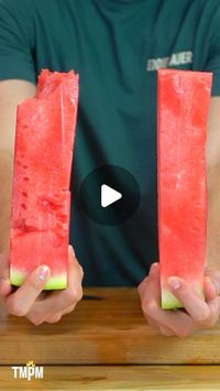 Josh Cortis on Instagram: "How to pick out the perfect watermelon every time. 

There are 5 main tests I put a watermelon through to pick out the best one. Usually it starts by going straight to the bin with the seeded watermelons but sometimes the store doesn’t have any so I have to settle for seedless and here are the test I used to judge my watermelons. 

Test 1: The weight test. A good watermelon will be heavy relative to its size. 

Test 2: the knock test. Listen for a deep hollow sound that holds a little bit of reverb, you should almost hear the sound travel through the watermelon and out the backside. 

Test 3: the type test. Seated watermelons are almost always better than seedless, but all that is available is a seedless watermelon, these tests still hold true. 

Test 4: the fiel