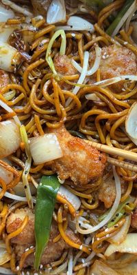 Chicken Chow Mein | Food By Remi