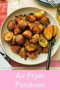 These perfectly crispy air fryer potatoes are a flavor-packed and easy side dish, perfect for serving alongside your favorite main dishes. Seasoned with Italian spices, garlic powder, and parmesan cheese, they make a mouth-watering quick side dish in just 20 minutes.