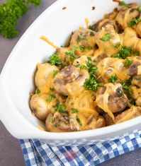 Gegratineerde knoflookchampignons