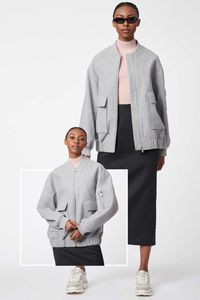 Oversized bomber jackets are super trendy this fall, so hop on the trend in our Oversized Wool Bomber Jacket! Designed with an oversized fit and large front pockets, this jacket is trendy and functional.

#bernardo #oversizedjacketoutfit #bomberjacket