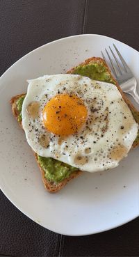 #food #recipe #aesthetic #avocado #avocadotoast #pinterest #trendy #trending #yummy #healthy #eggs #breakfast