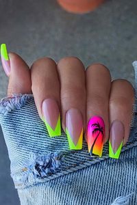 Palm Tree Nail Art for Summer