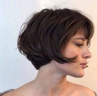 Popular Bob Haircut Ideas For Women In Fall; #bobhaircuts#shorthair#wavyhairstyles#fallhair