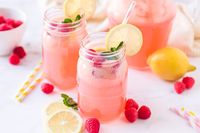 Fresh Raspberry Lemonade